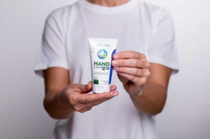 Une crème pour les mains, non grasse, qui hydrate en profondeur, Handcann Q10 par Annabis